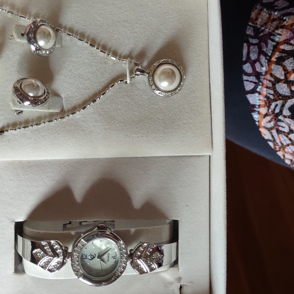 Jewelry set